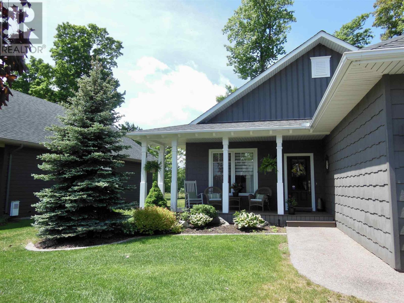 93 Crimson Ridge DR - 2
