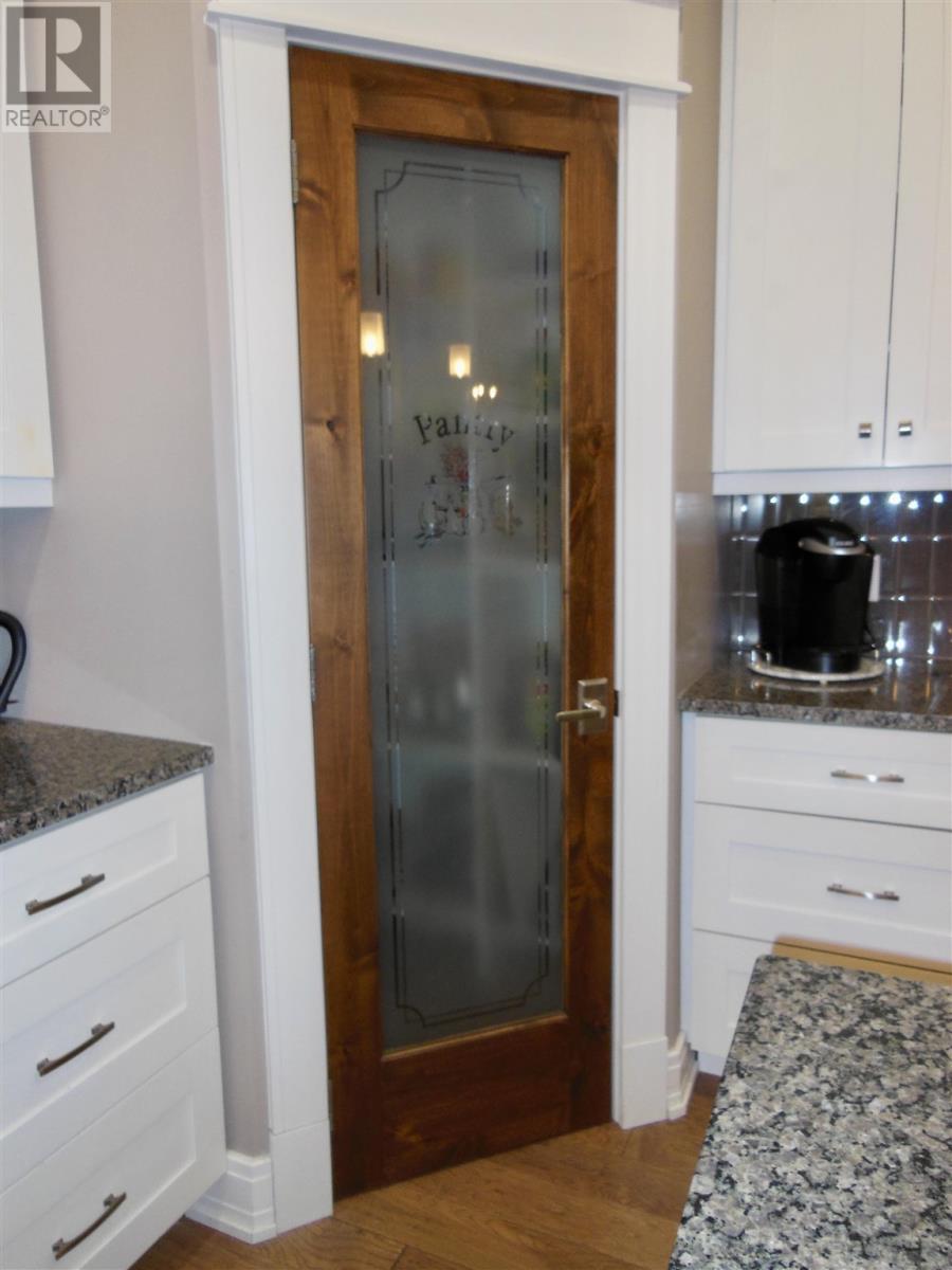 93 Crimson Ridge DR - 15