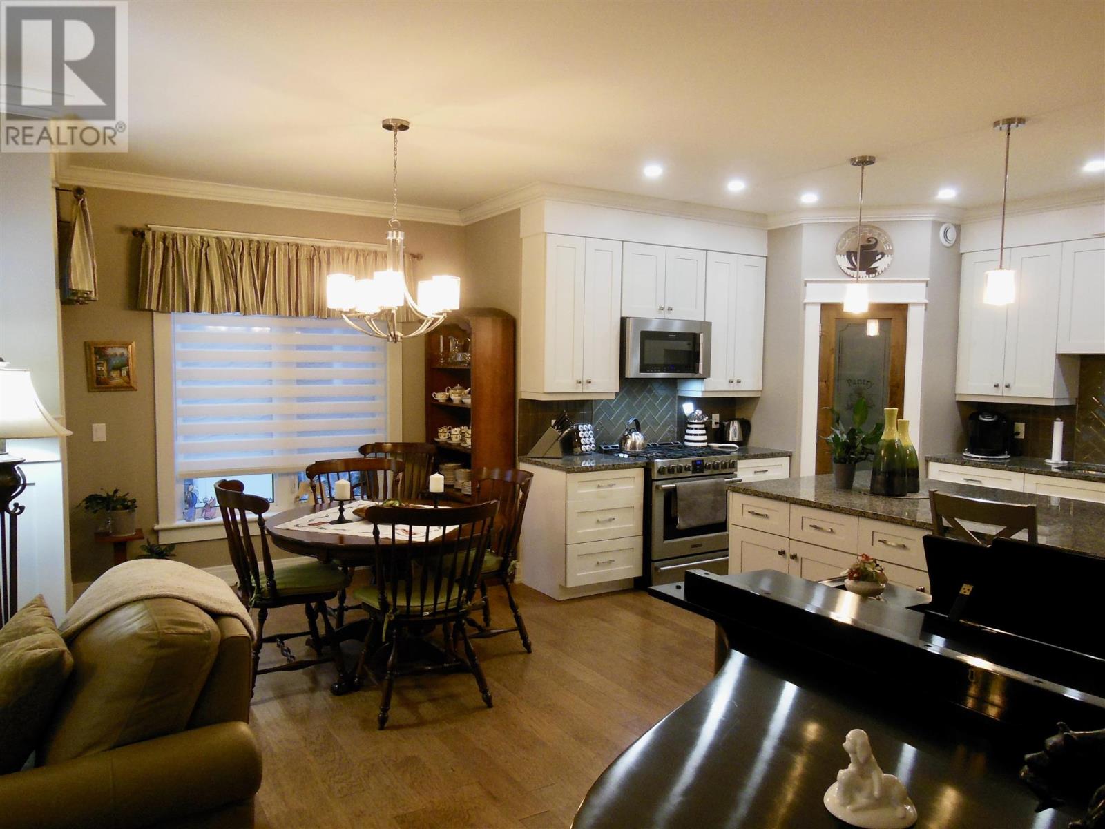 93 Crimson Ridge DR - 19