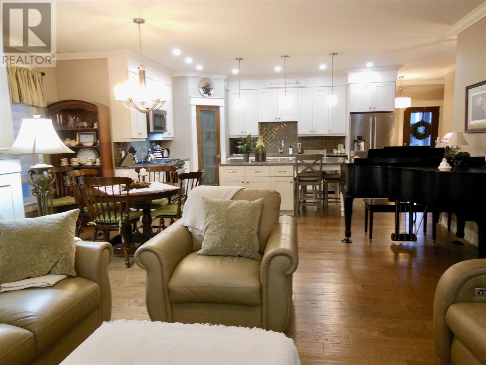 93 Crimson Ridge DR - 22