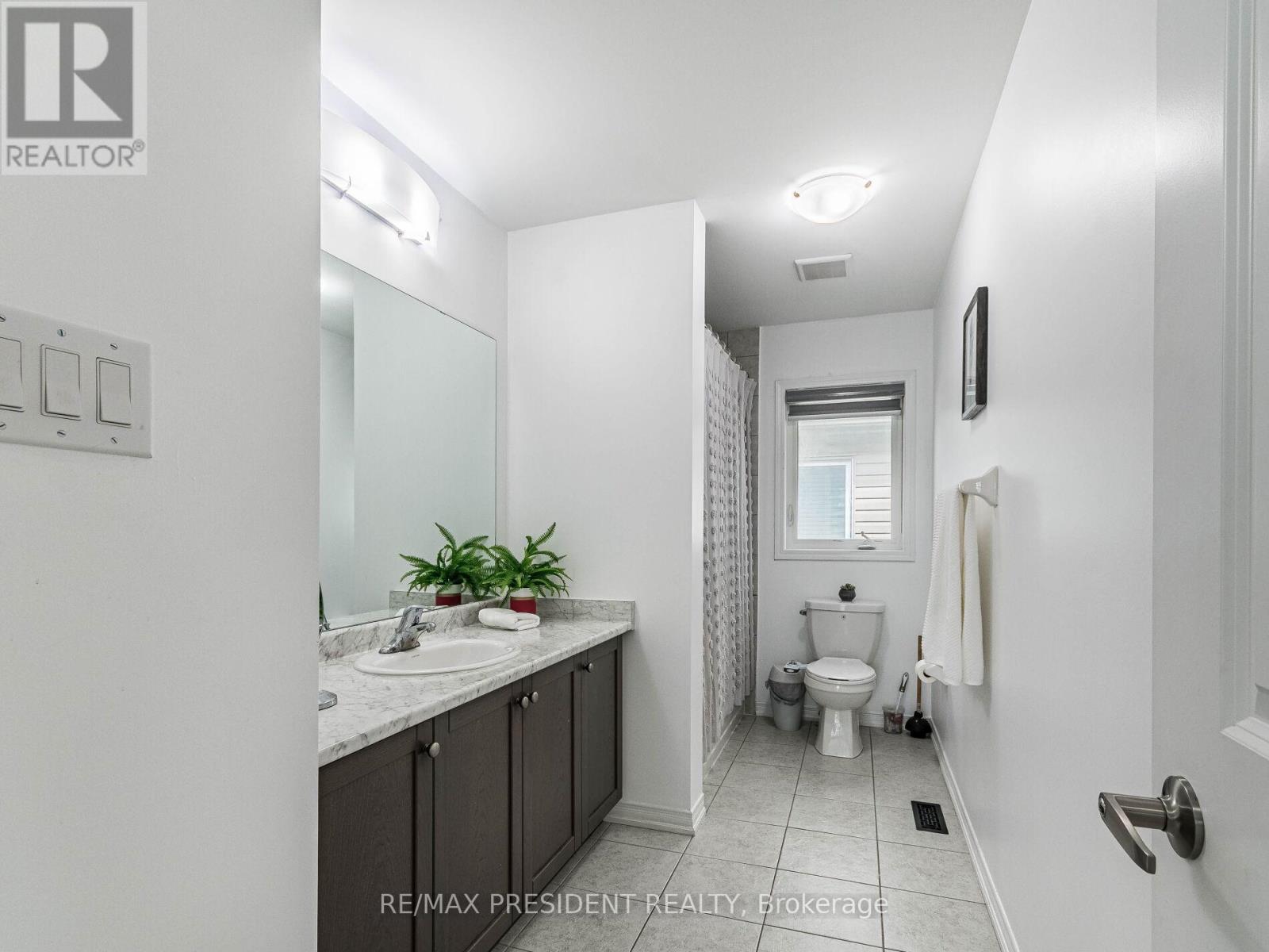 4-bedroom home for sale at 161 MUNRO CIRCLE E, Brantford ON · photo 34 of 42