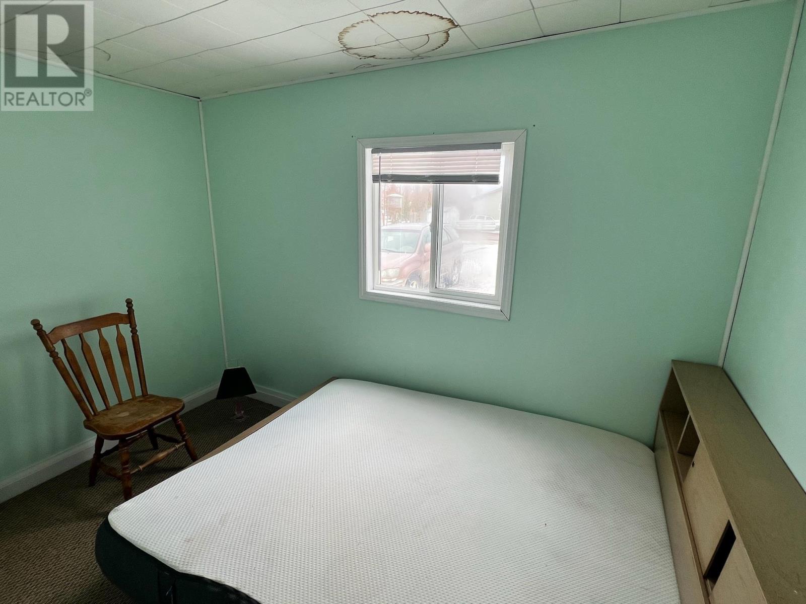 131 Burns ST - 12
