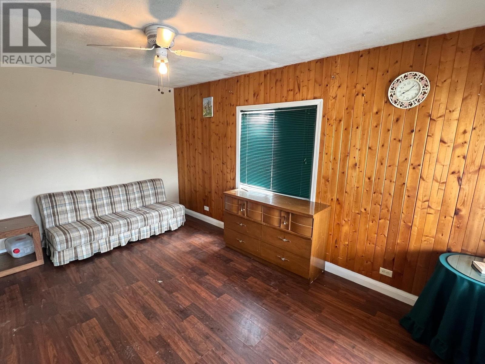 131 Burns ST - 5