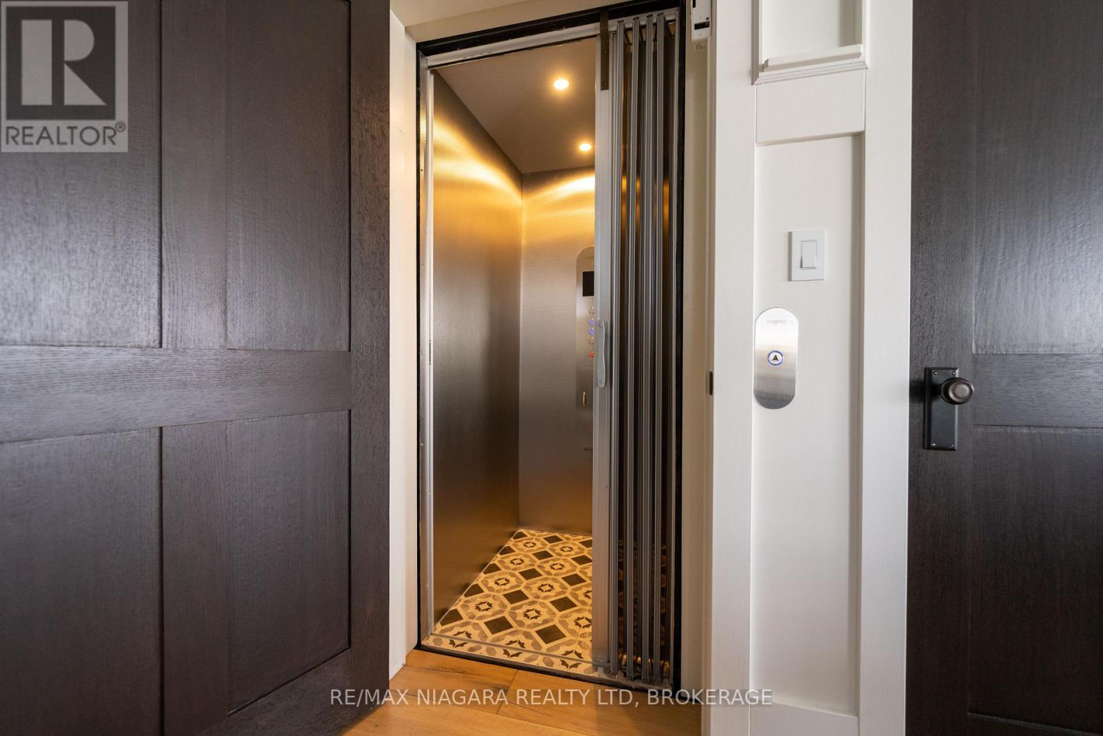 33 CANAL STREET - Image 16