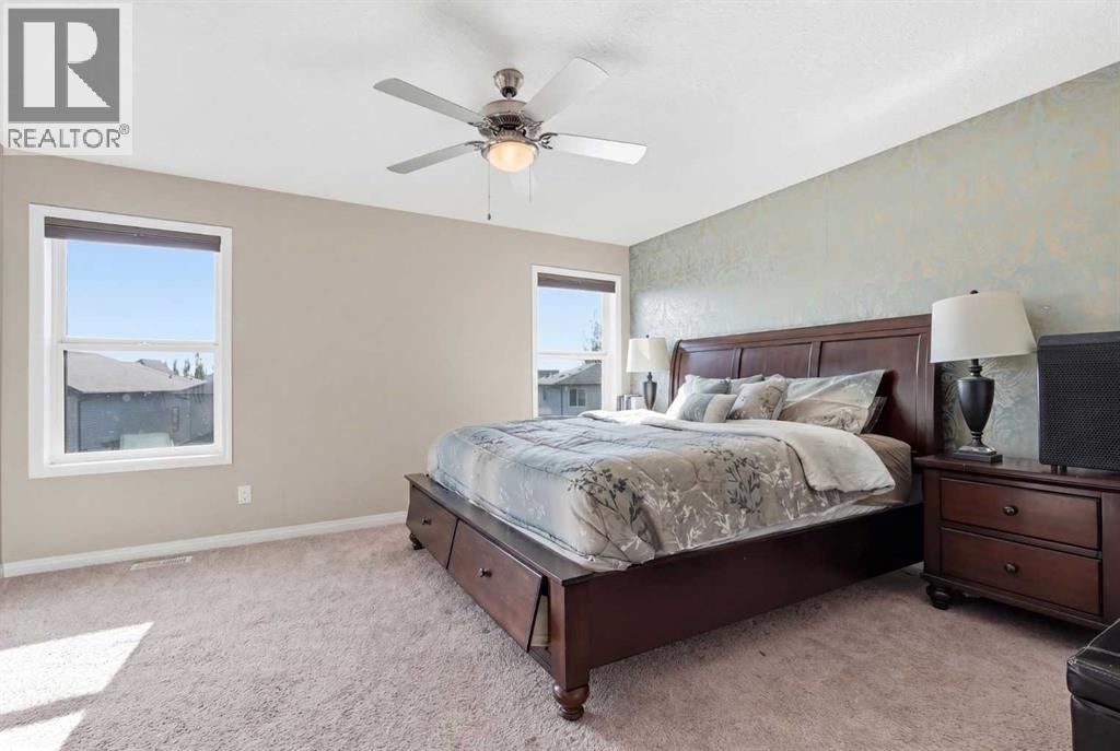 19 Hillcrest Link SW - 17