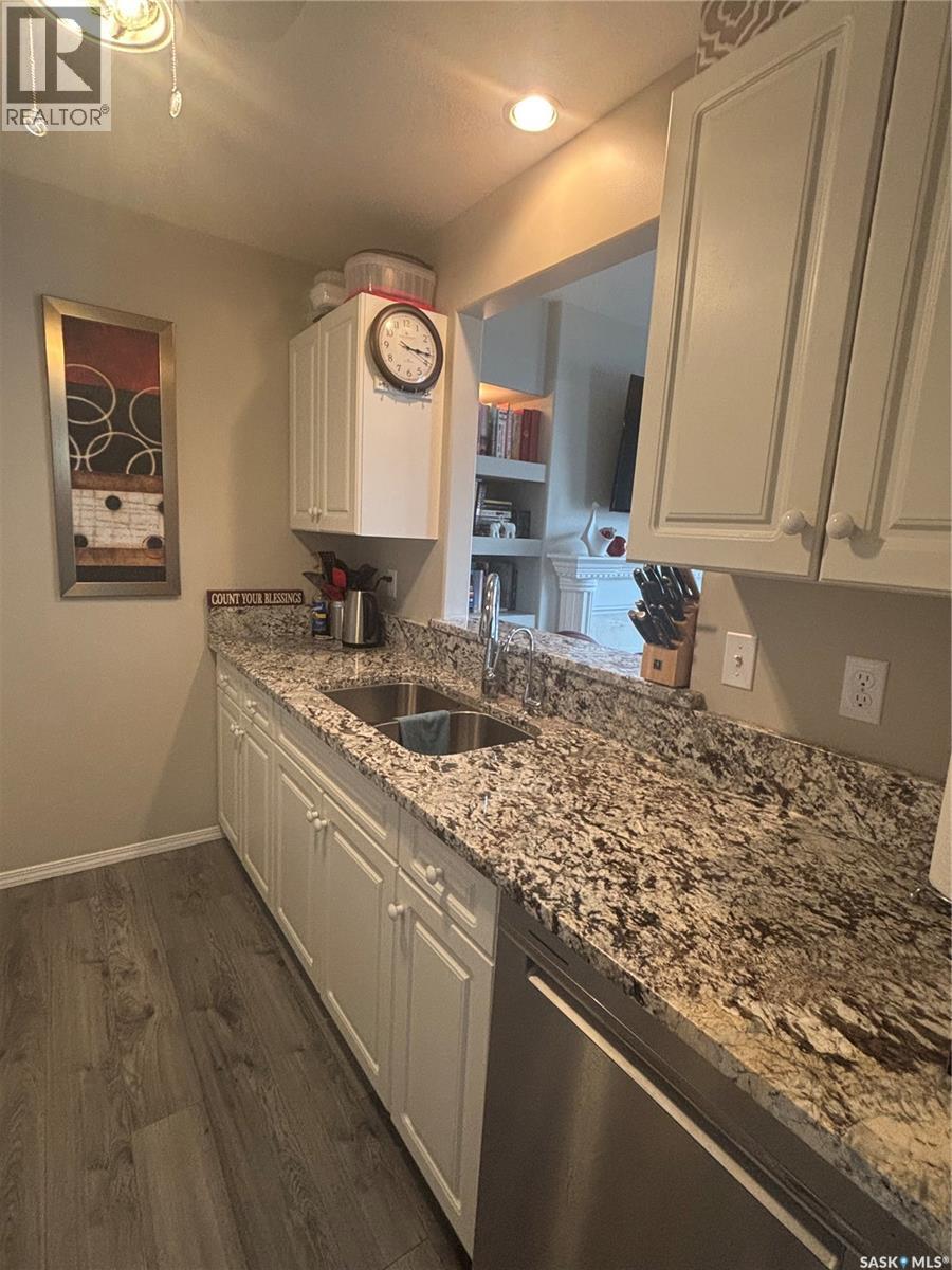 4682 Marigold DRIVE — photo 11
