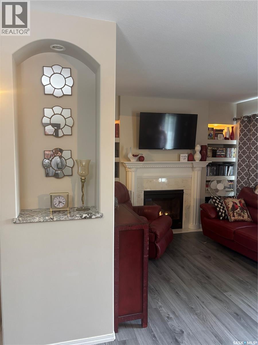 4682 Marigold DRIVE — photo 13