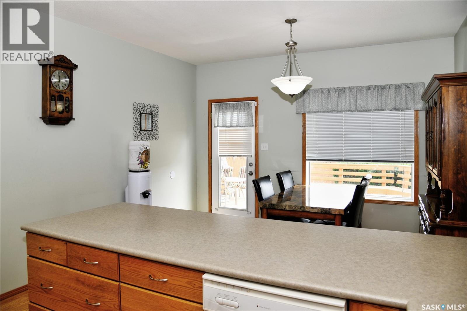 413 Crystal CRESCENT - 5