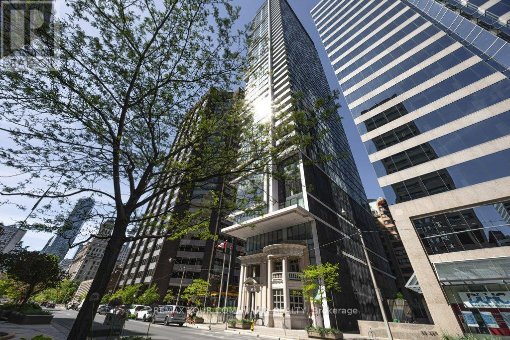 #1002 426 UNIVERSITY AVENUE - 22