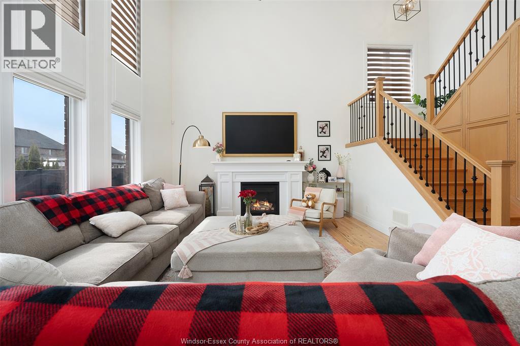 6036 SILVER MAPLE ROAD - 8