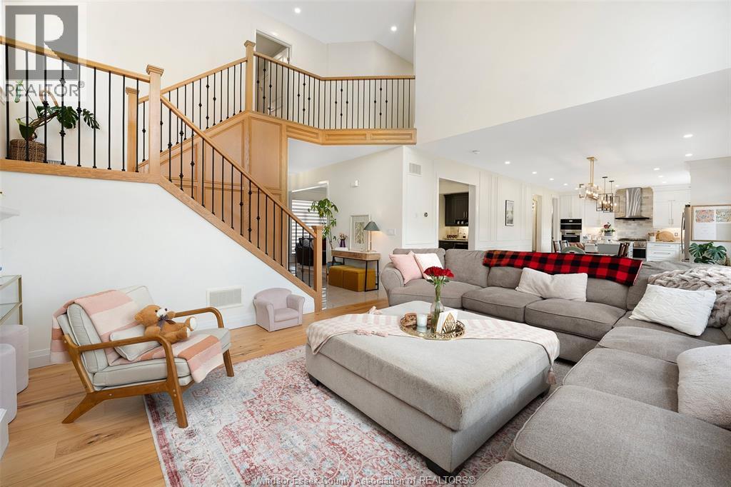 6036 SILVER MAPLE ROAD - 10