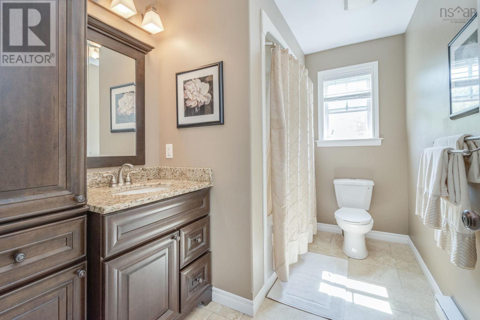 73 Strickland Avenue Avenue - 26
