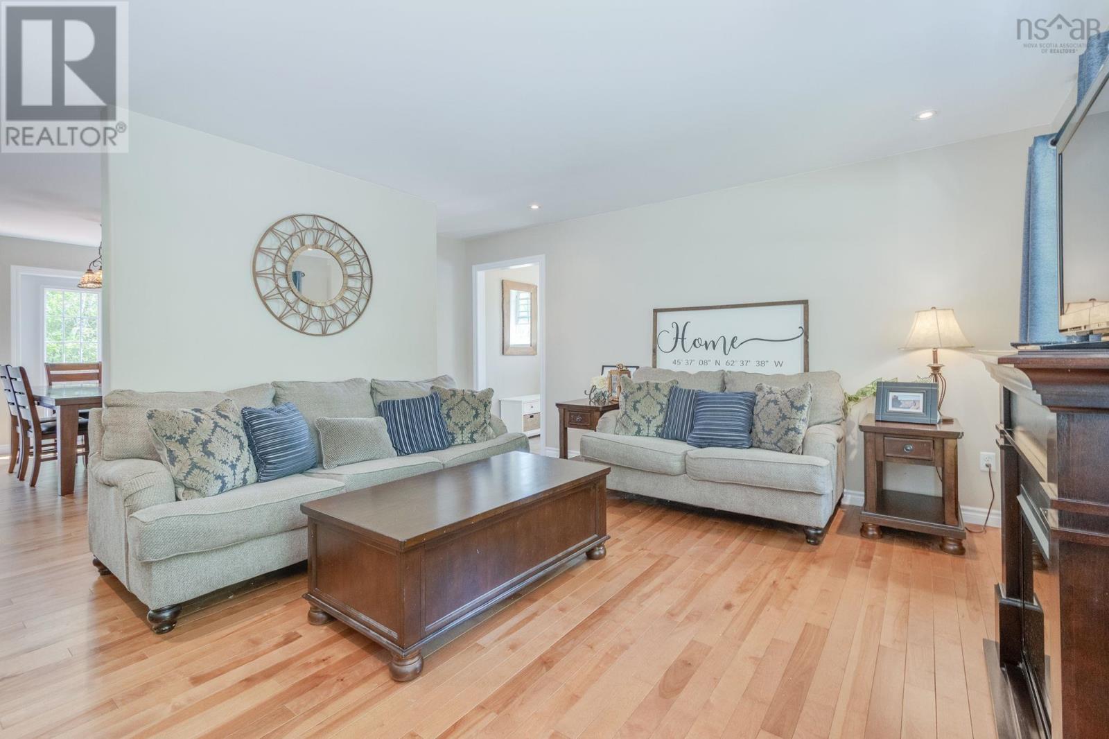 73 Strickland Avenue Avenue - 11