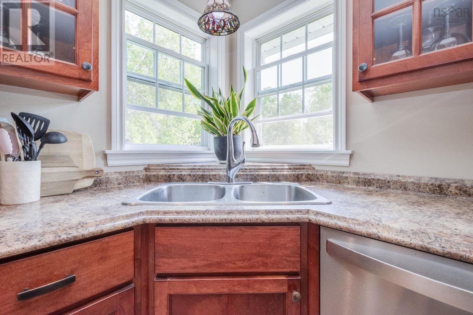 73 Strickland Avenue Avenue - 9