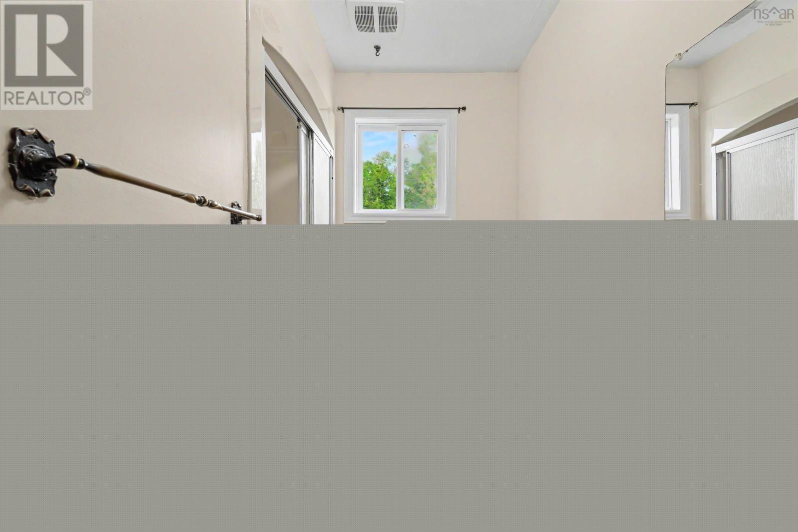 Property 12 of 36 of 70 MacKenzie Drive