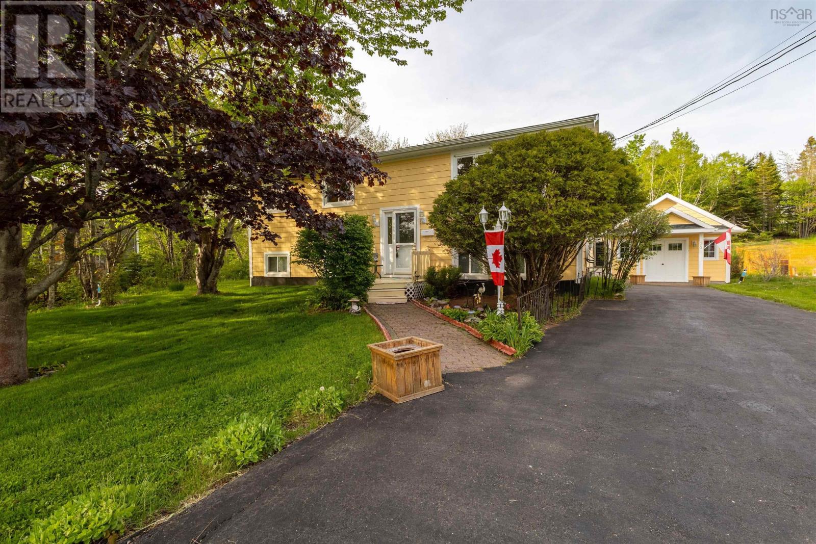 Property photo of 70 MacKenzie Drive