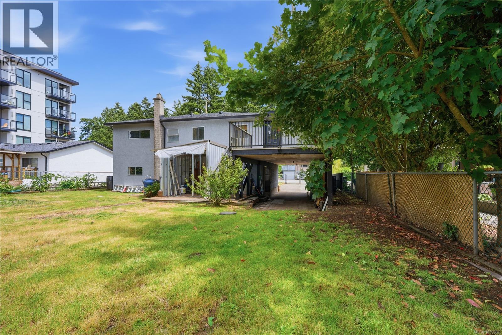 2728 Strathmore Rd - 31