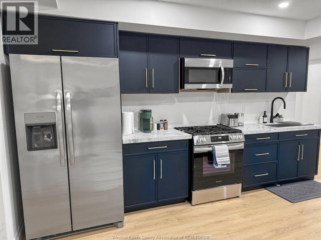 4538 Valerio CRESCENT - 30