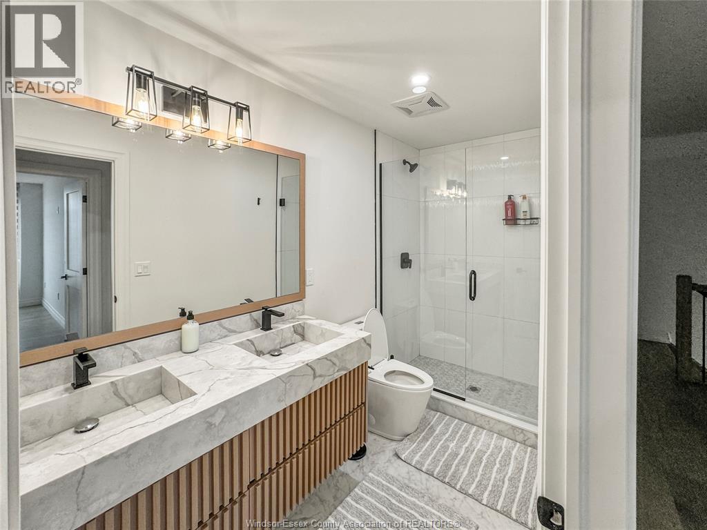 4538 Valerio CRESCENT - 24