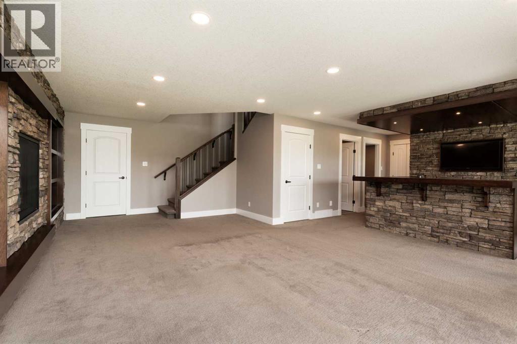788 Canyonview Close W — photo 27