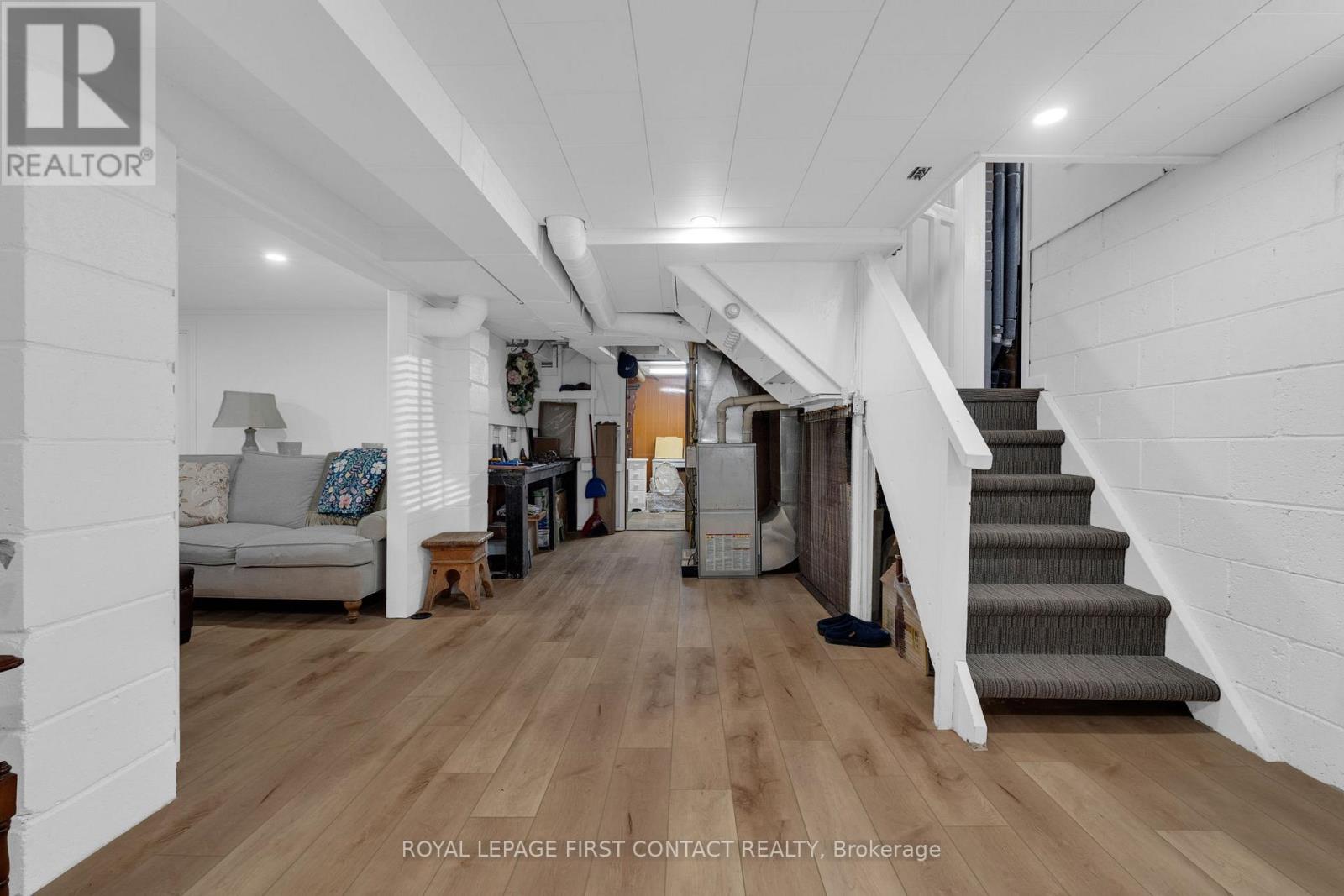20 NEWTON STREET - 22