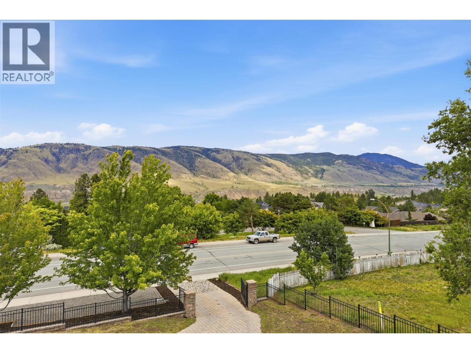 1648 Skeena Place - 32