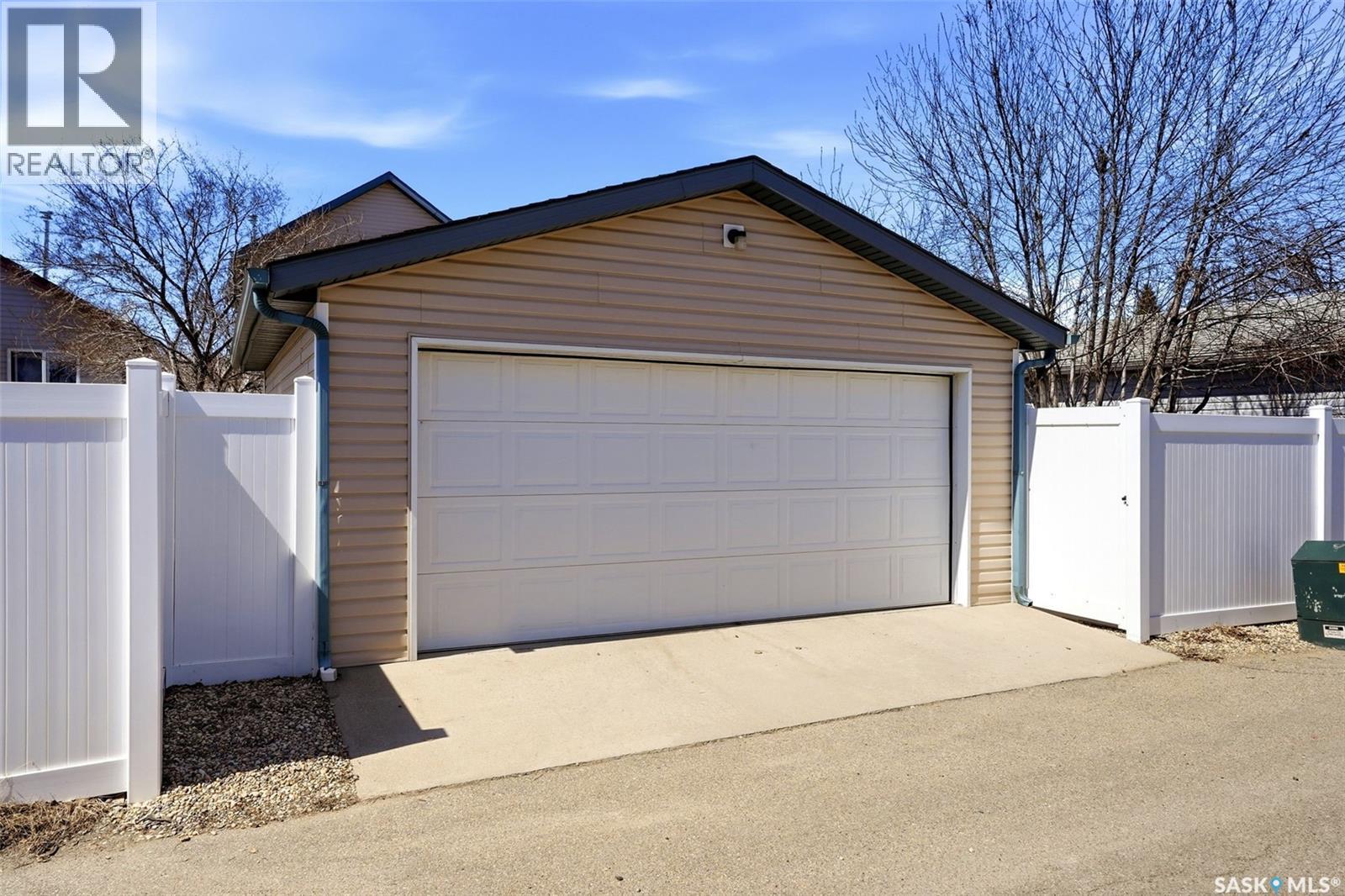 1051 Snowberry WAY N — photo 30