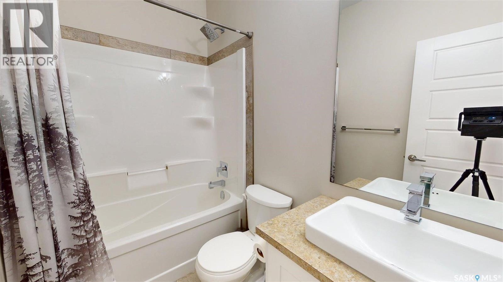 100 Rider PLACE — photo 16