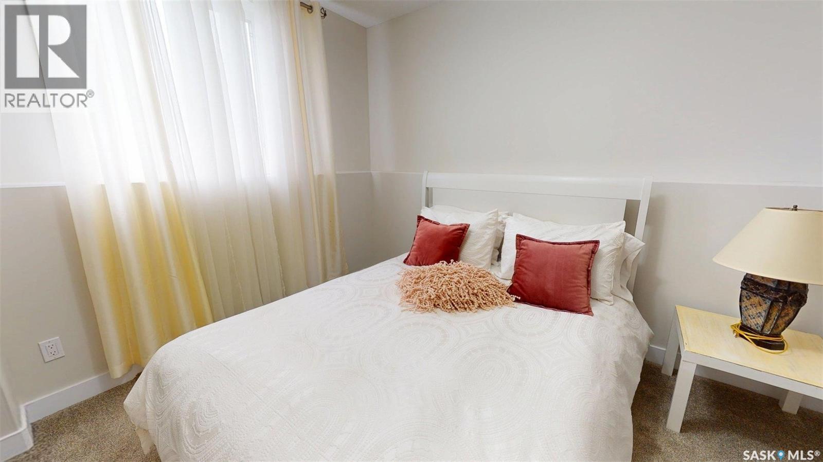 100 Rider PLACE — photo 34