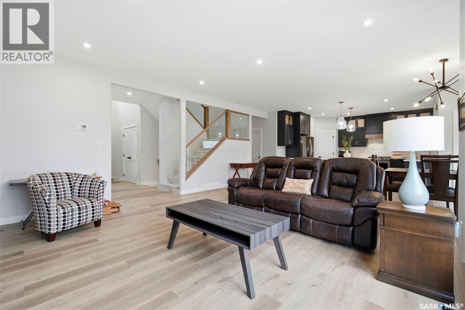 255 Flynn COVE — photo 10