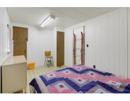 4 Ch. Montgomery, L Isle Aux Allumettes, QC J0X1M0 Photo 12