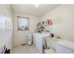 4 Ch. Montgomery, L Isle Aux Allumettes, QC J0X1M0 Photo 16
