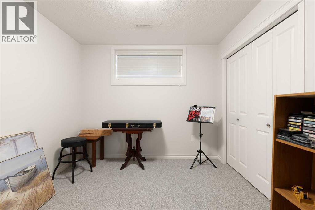 104 Somerside Way SE — photo 38