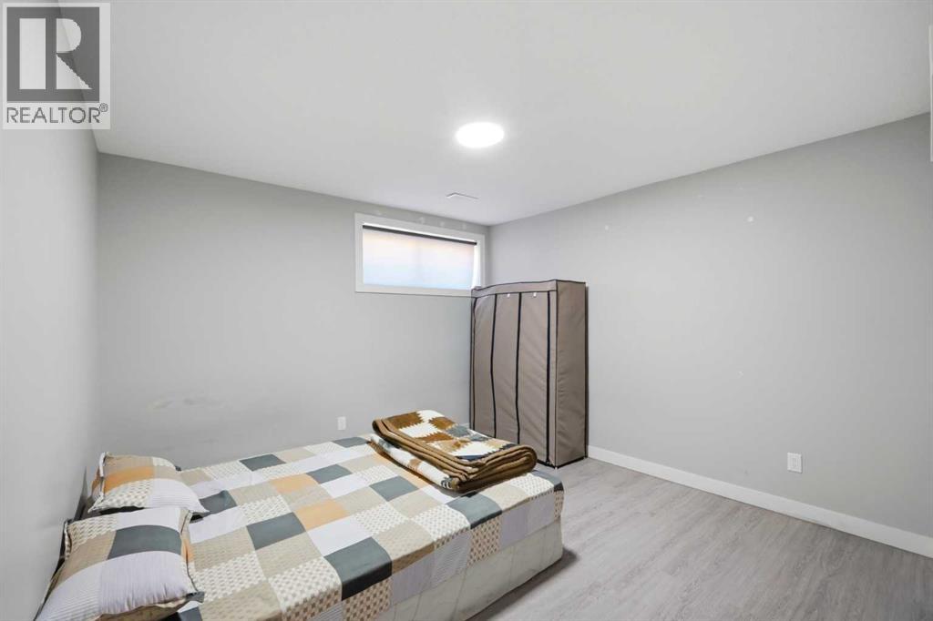 21 SAVANNA Green NE - 19