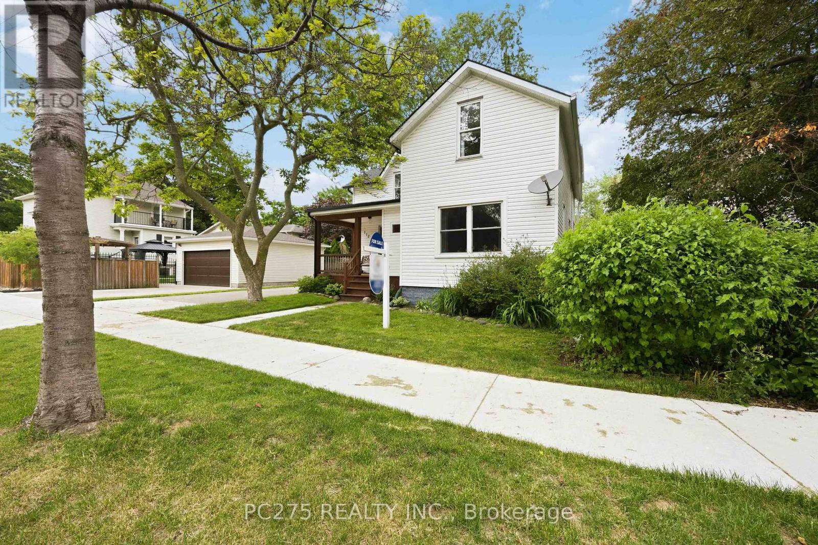 112 ESSEX STREET - 1