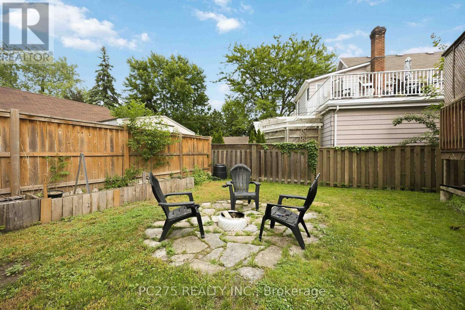 112 ESSEX STREET - 29