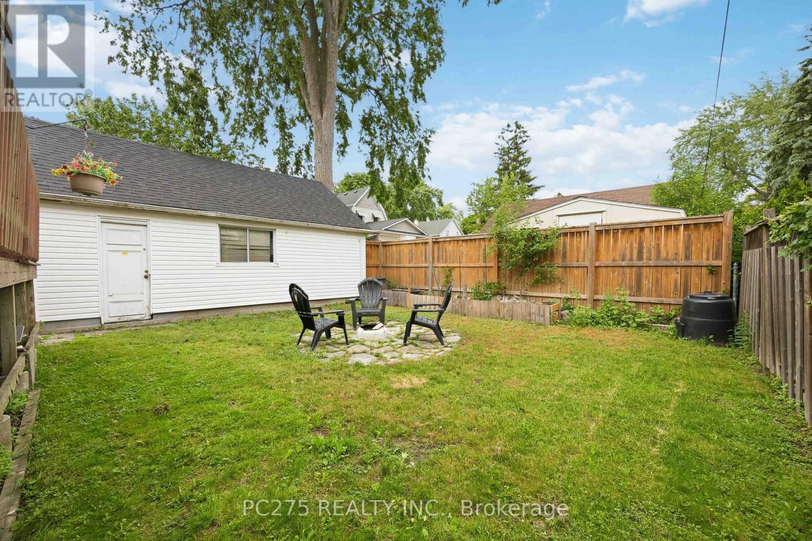 112 ESSEX STREET - 31