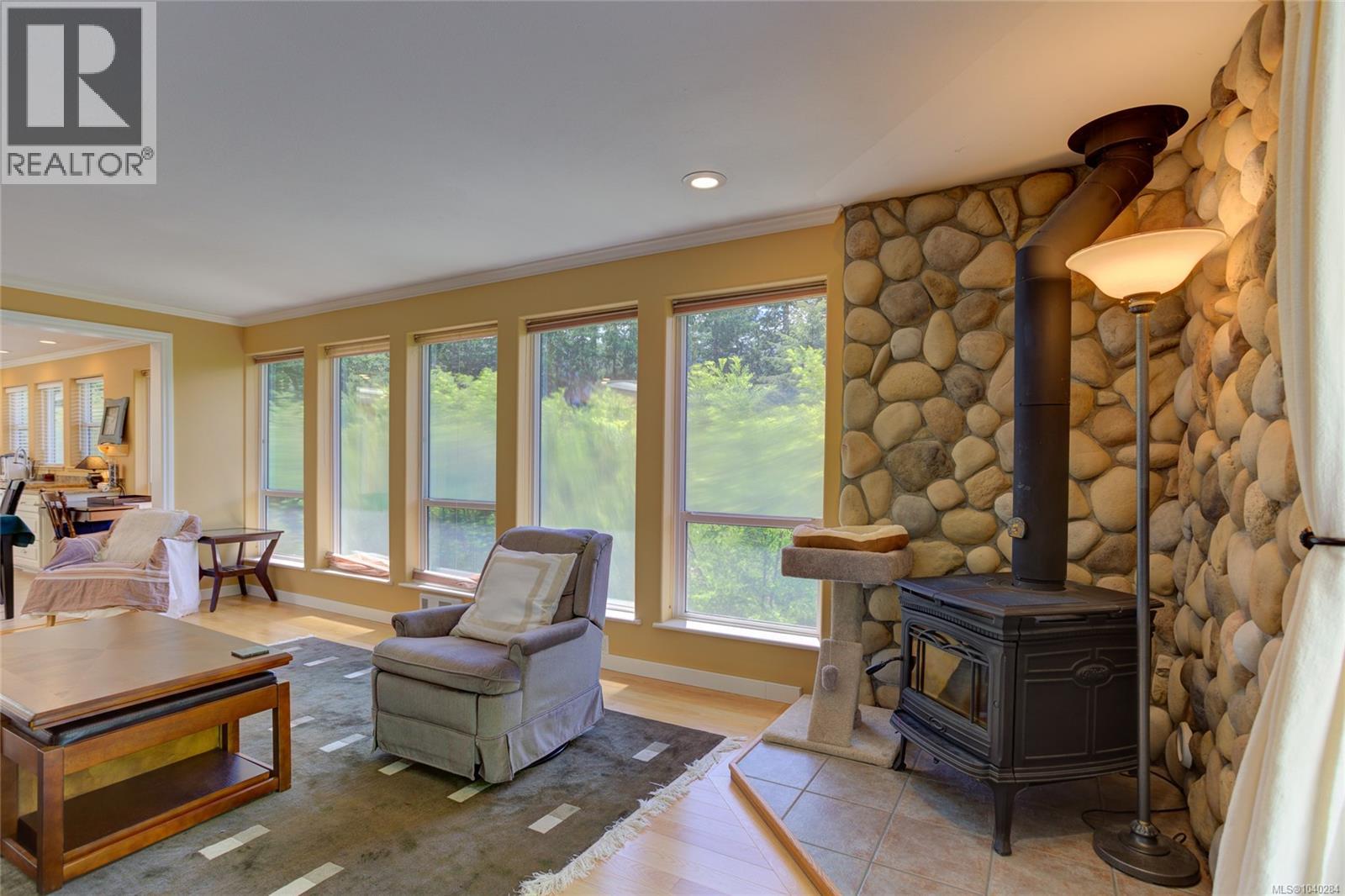 9857 Youbou Rd - 14