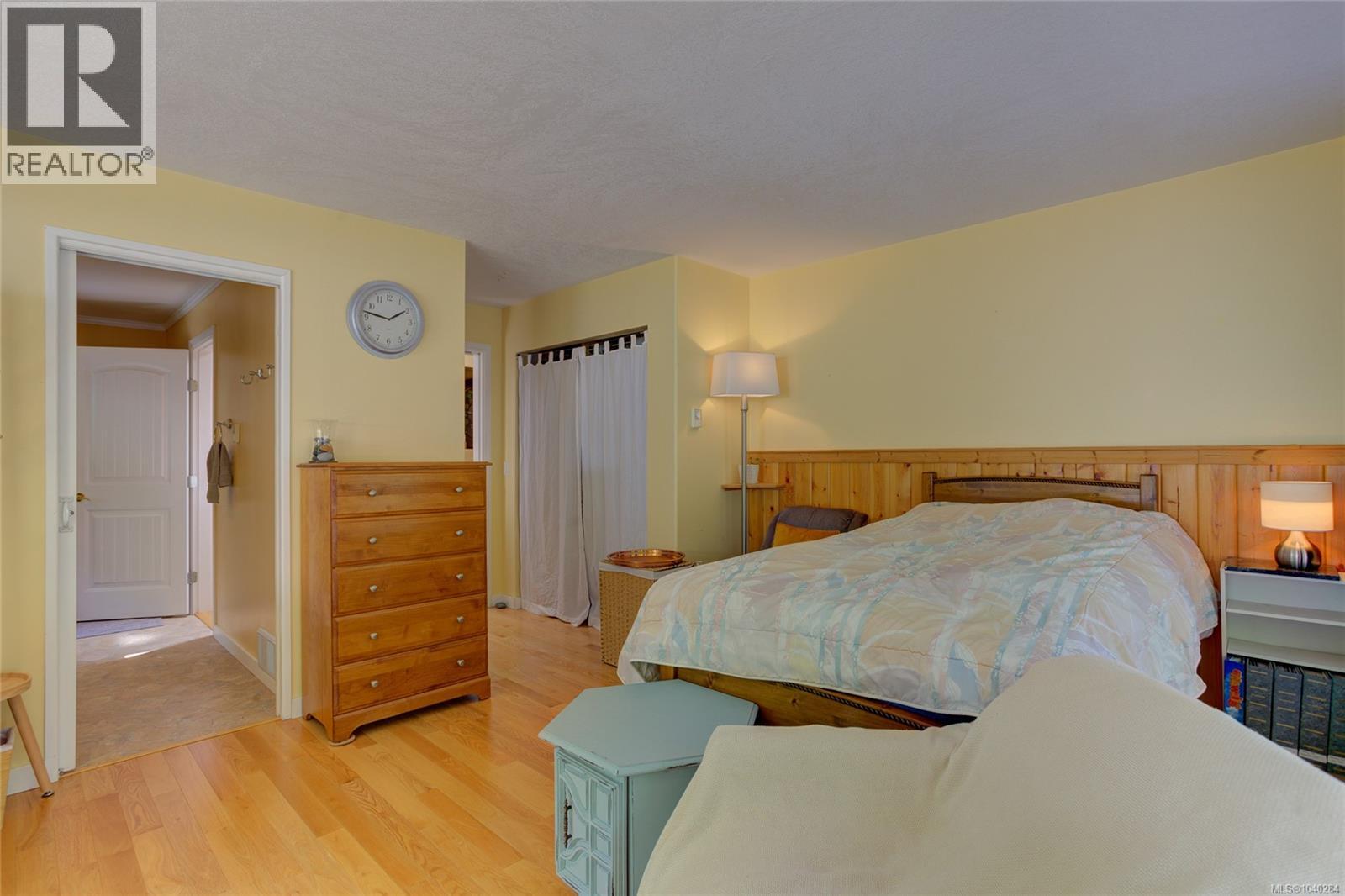 9857 Youbou Rd - 24