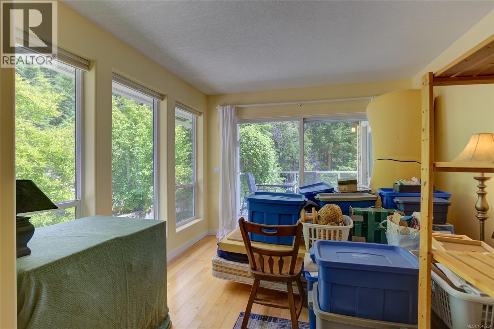9857 Youbou Rd - 28