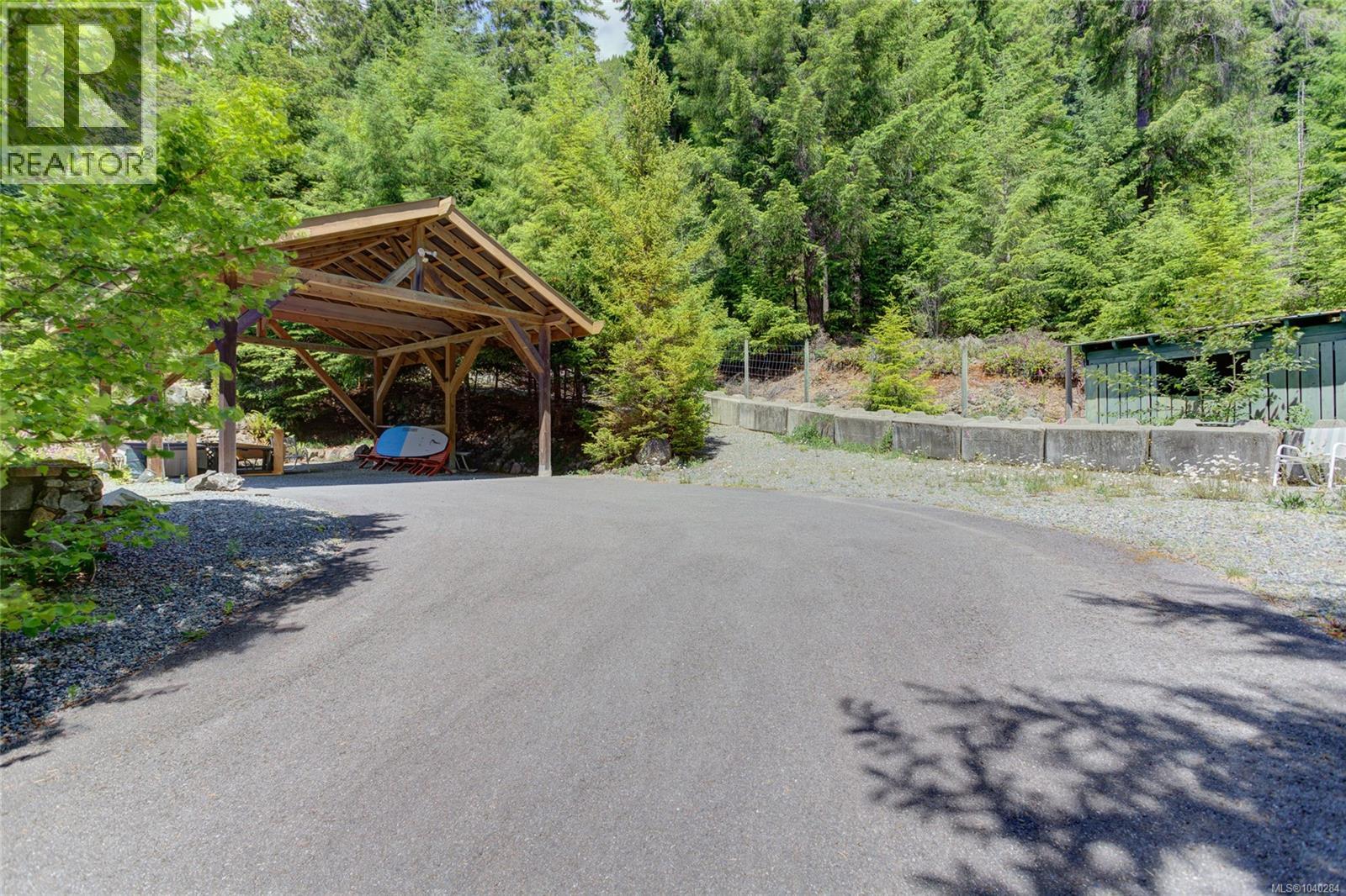 9857 Youbou Rd - Image 3