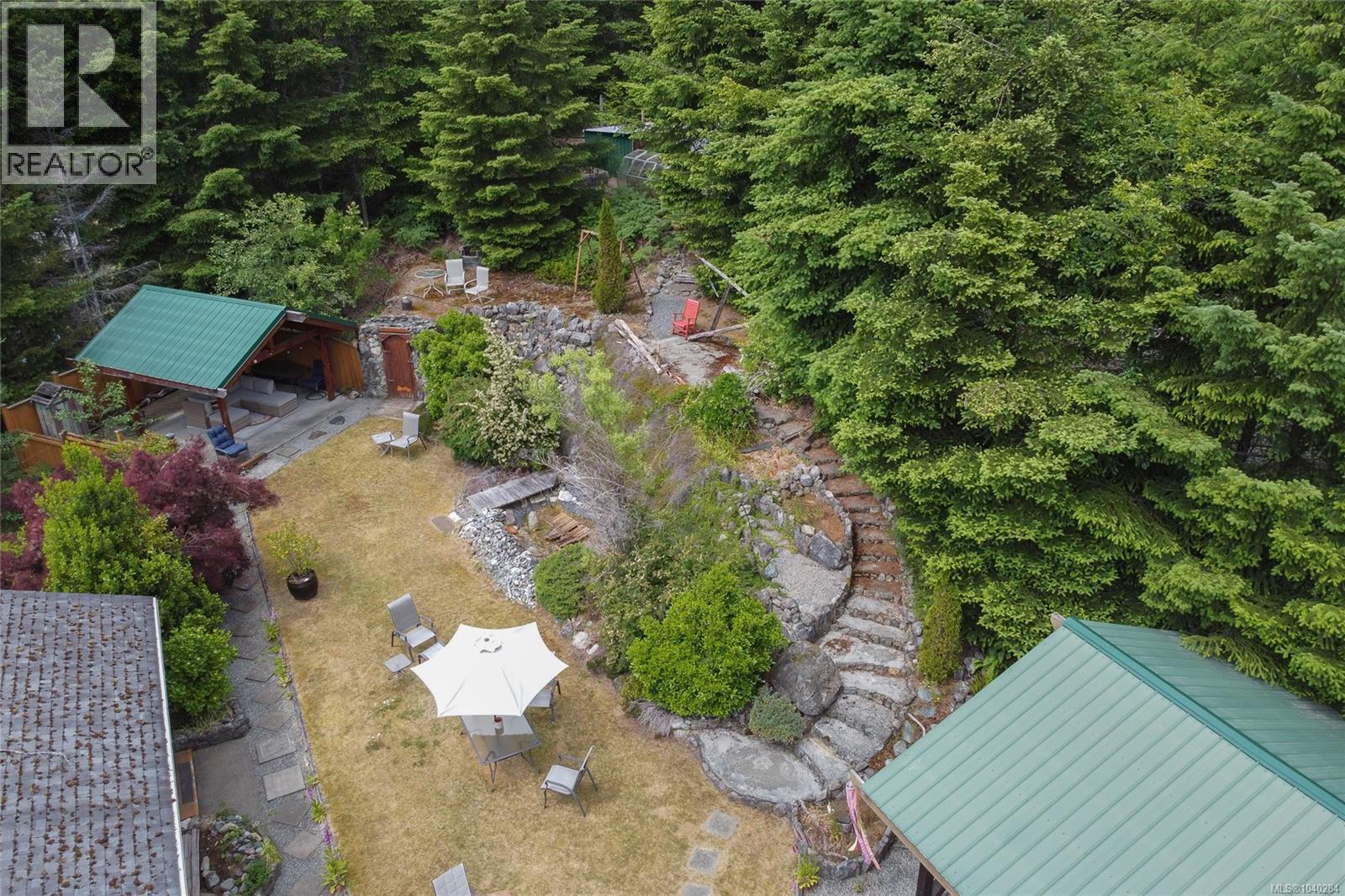 9857 Youbou Rd - 74