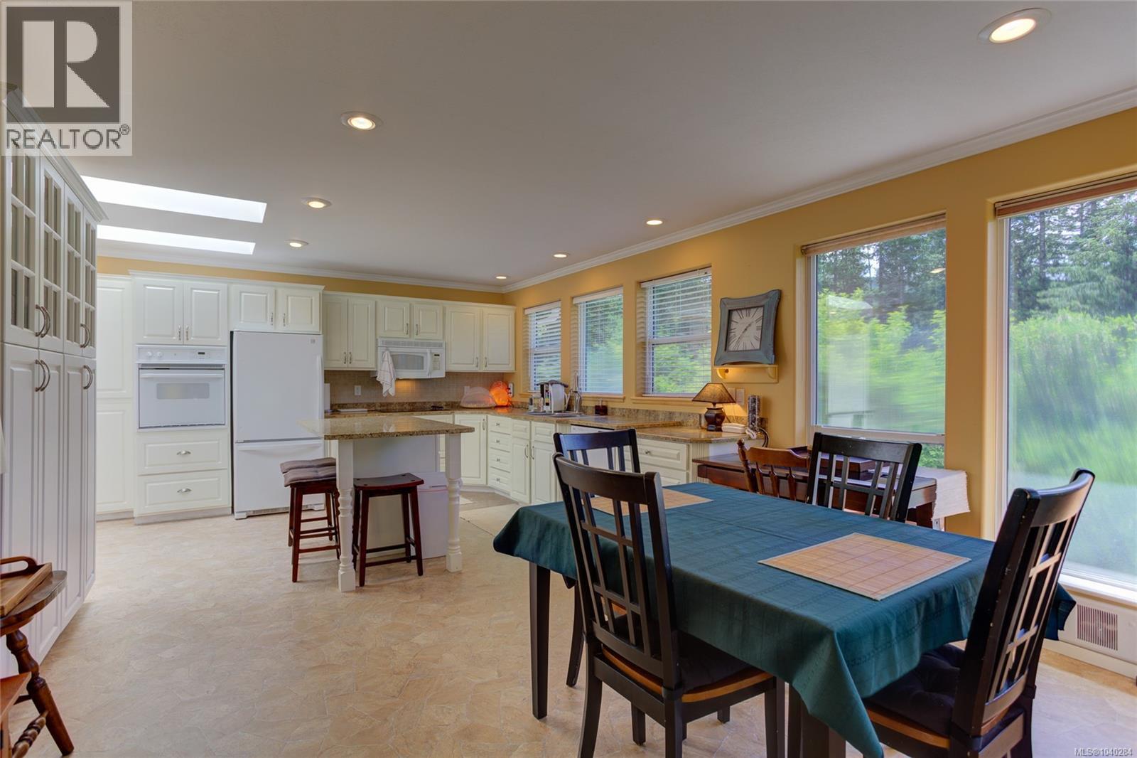 9857 Youbou Rd - 8