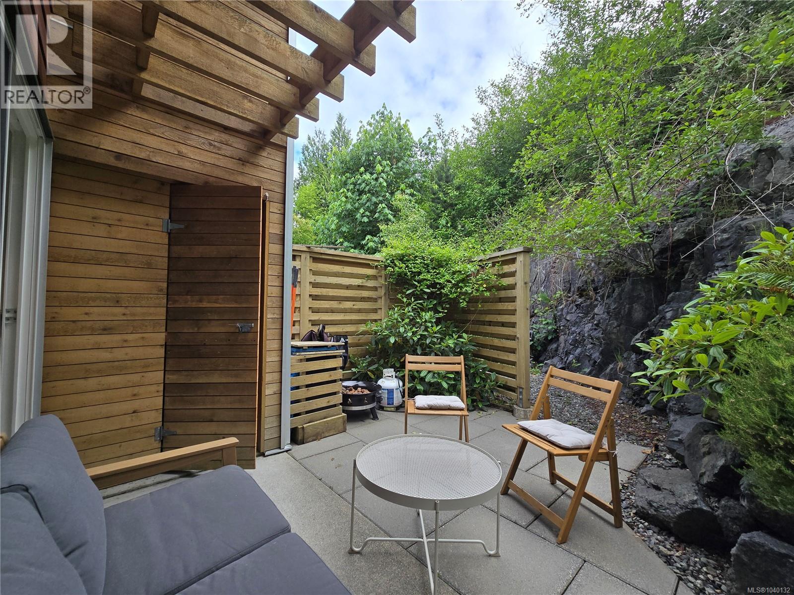 122 605 Gibson St, Tofino