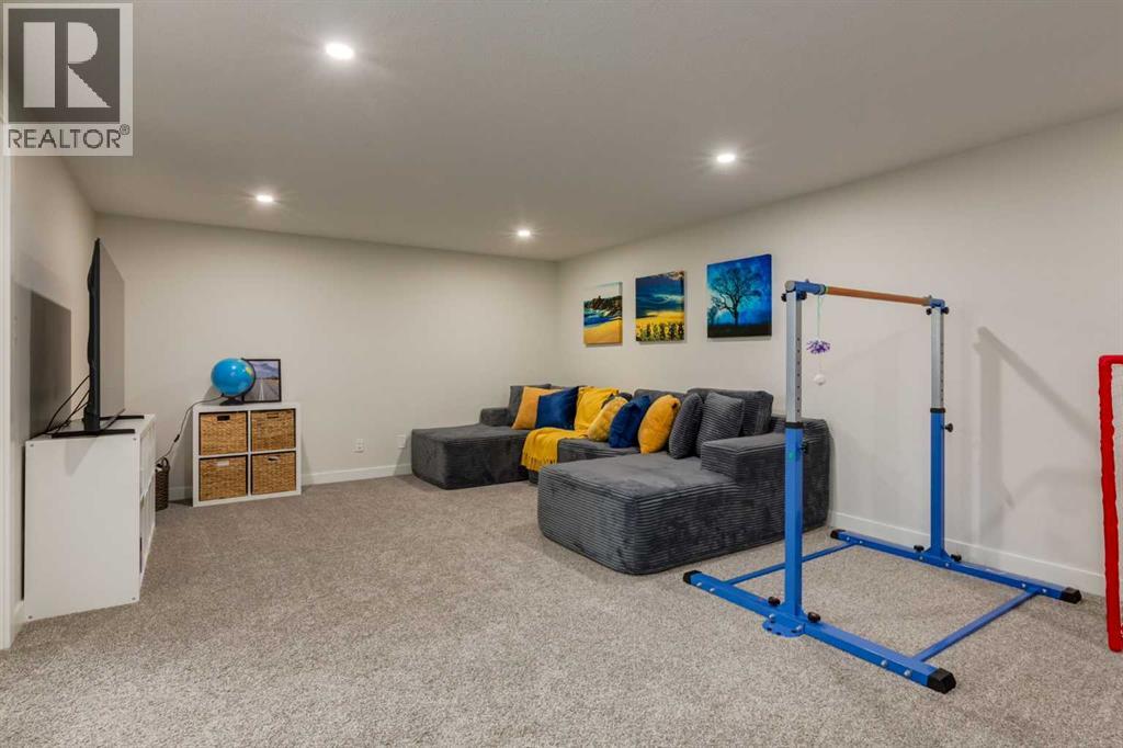 956 Midridge Drive SE — photo 35