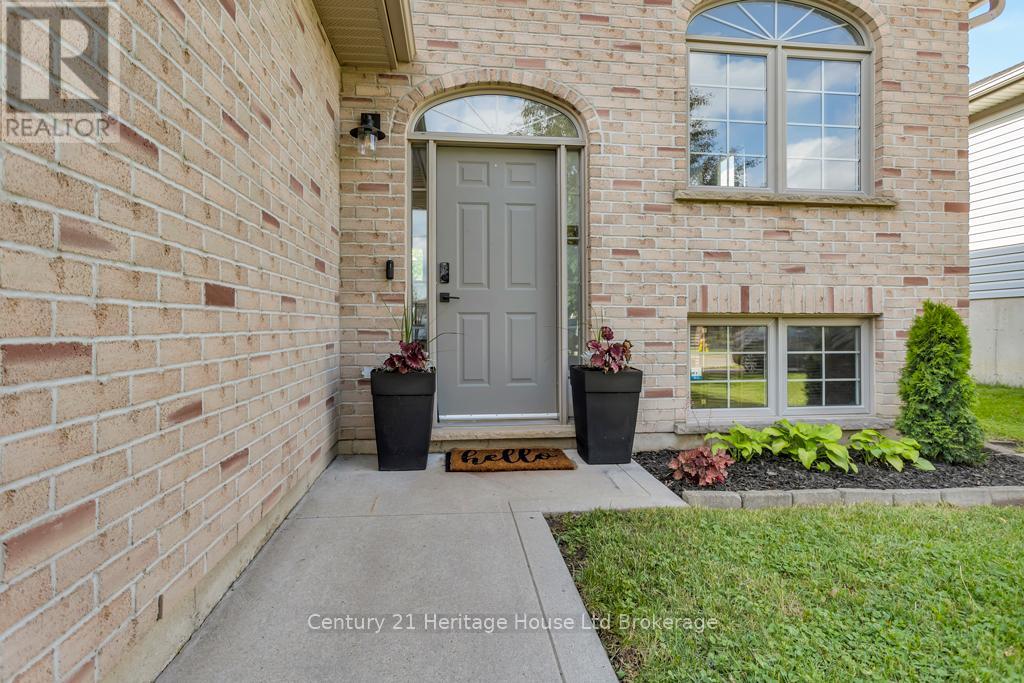 14 HERFORD STREET - 1