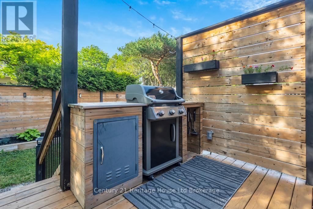 14 HERFORD STREET - 10
