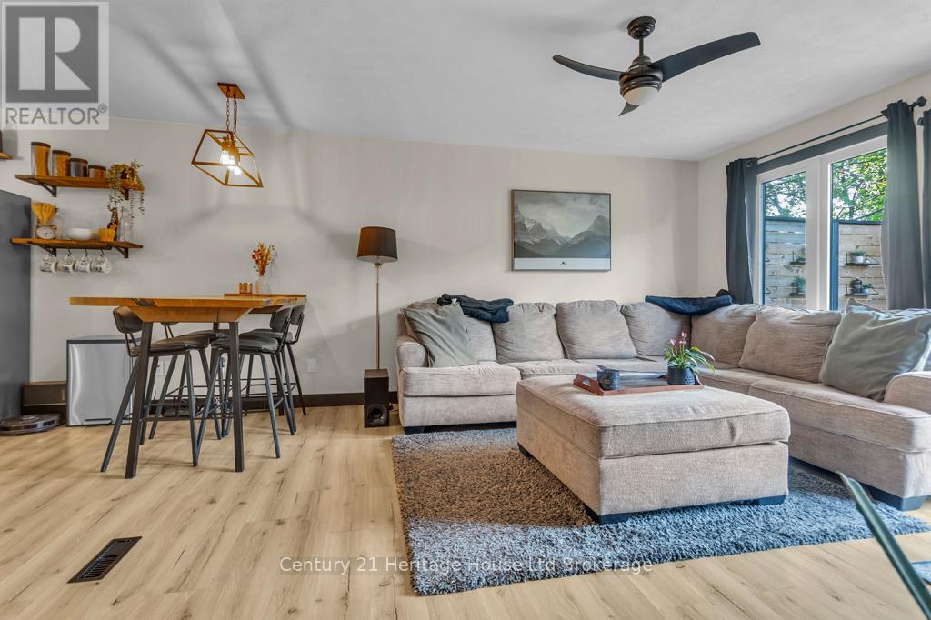 14 HERFORD STREET - 12