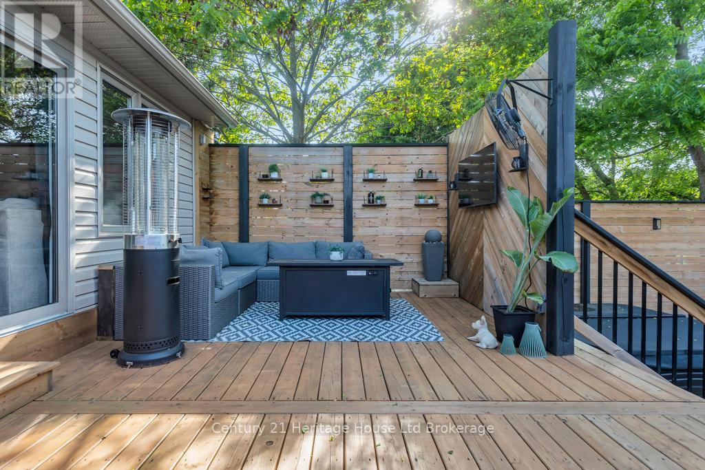 14 HERFORD STREET - 9