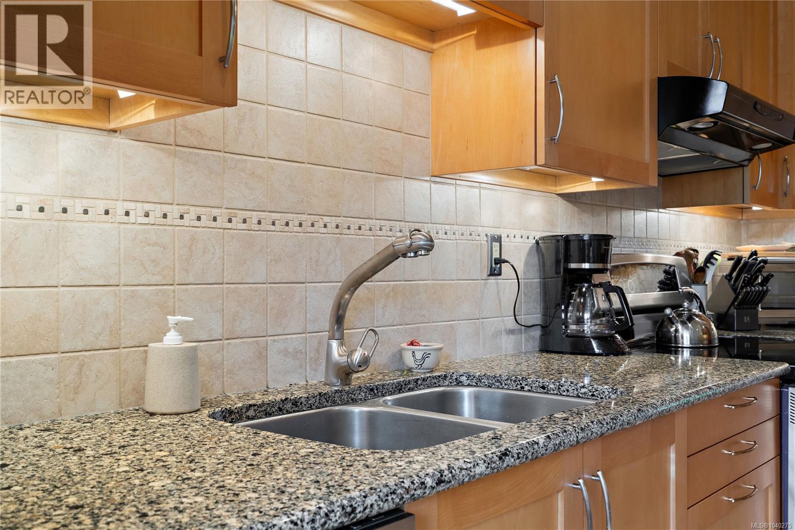 8 1950 Cultra Ave, Central Saanich
